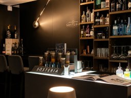 sosteria gin